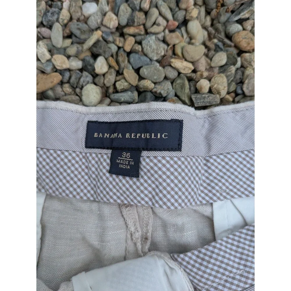 Banana Republic Shorts Linen SIze 36 Tan Beige Ivory Flat Front